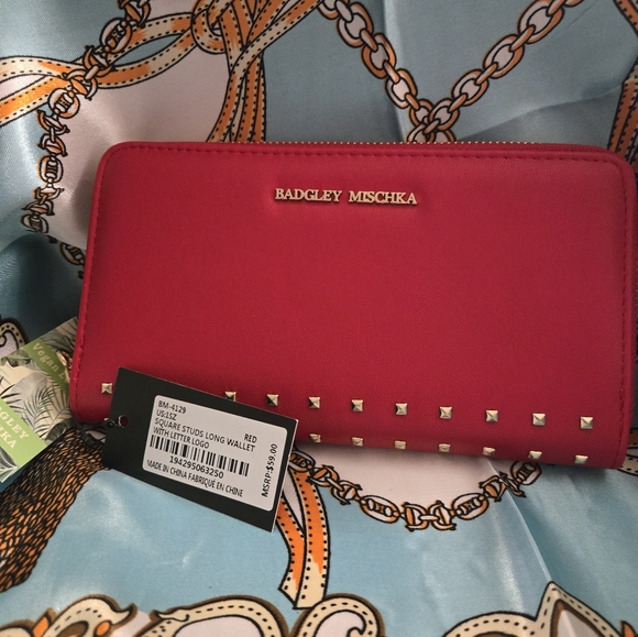 Badgley Mischka Handbags - BADGLEY MISCHKA Wallet